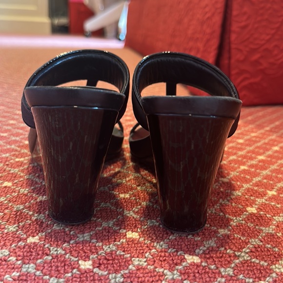 Prada leather heels size 38.5 in great condition - Picture 5 of 7